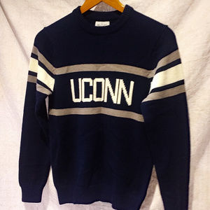 Beautiful UCONN Retro Stadium Sweater Navy Blue XS